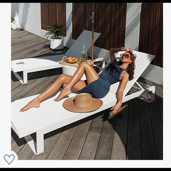 NWT Sleeveless Ruched Dress - Picture 4 of 5